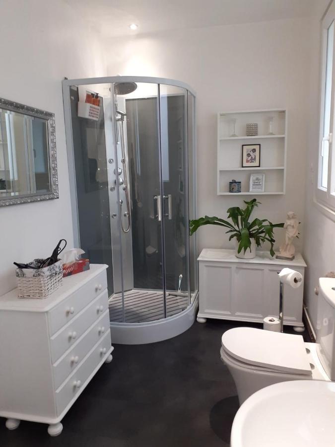 Oasis Master Suite Marconne Exterior foto